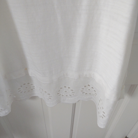 Top - Picture 2 of 3